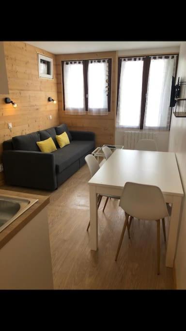 Génos Appartement Cosy Val Louron Au Pied Des Pistes מראה חיצוני תמונה